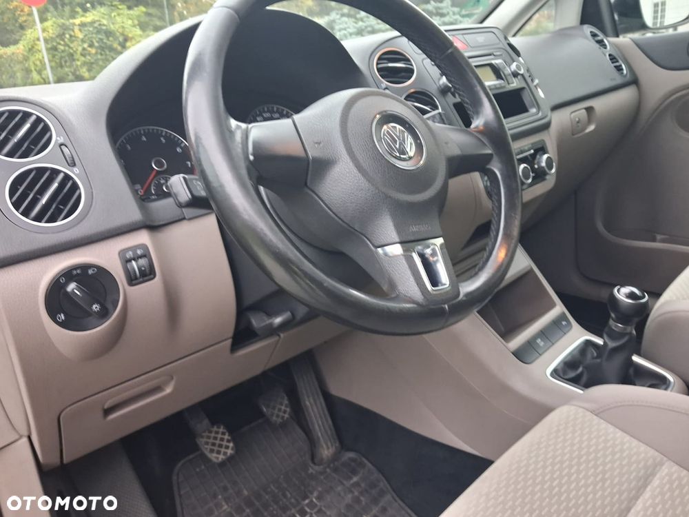 Volkswagen Golf Plus - 21