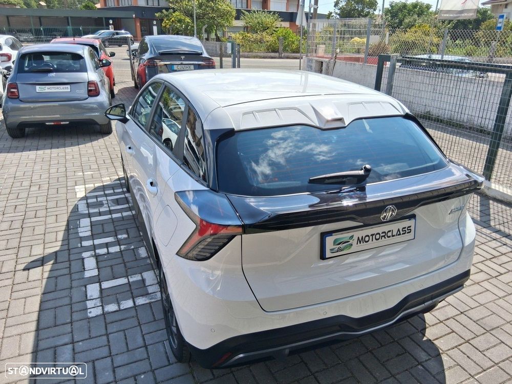 MG MG4 51 kWh Standard - 8