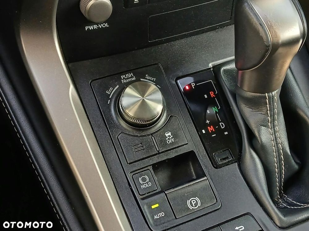 Lexus NX 300 Optimum AWD - 33