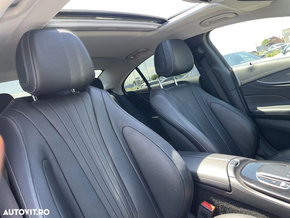 Mercedes-Benz CLS 400 d 4MATIC 9G-TRONIC AMG Line - 31