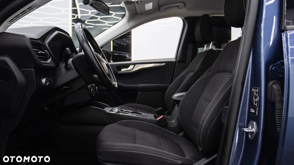 Ford Kuga 2.0 EcoBlue FWD Titanium - 14