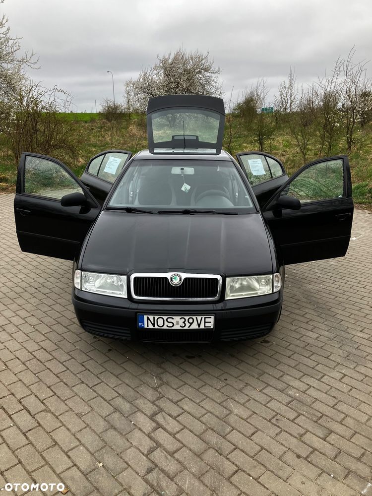 Skoda Octavia 1.6 Tour - 3