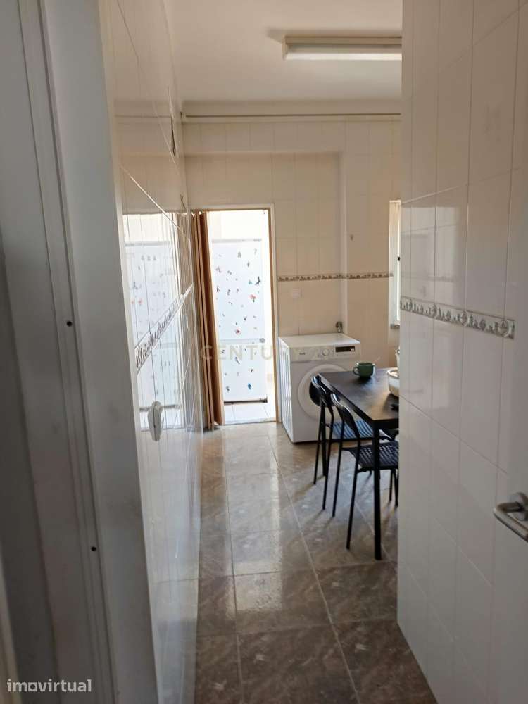 Apartamento T3 no Centro do Barreiro - Rua Miguel Bombarda - Grande imagem: 2/22