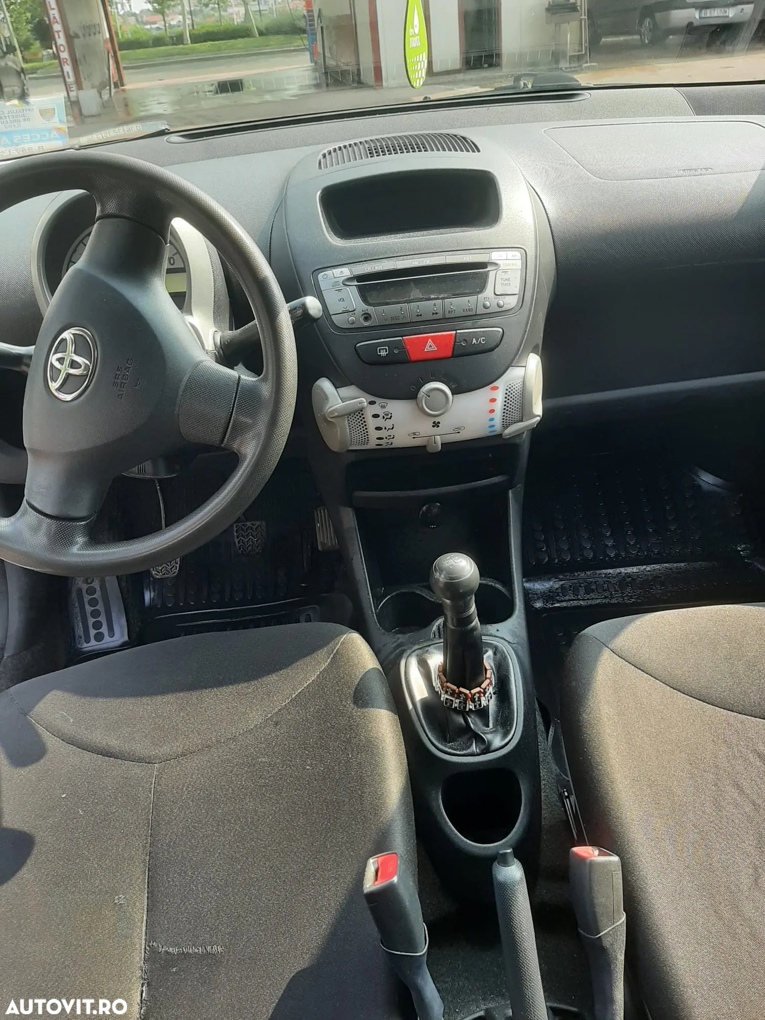 Toyota Aygo 1.0 Terra Plus - 4