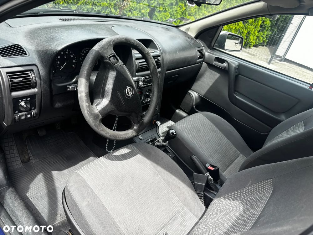 Opel Astra 1.4 Start - 10