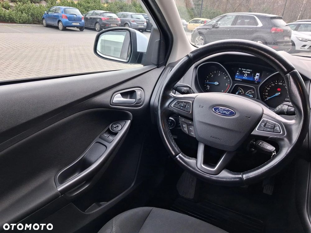 Ford Focus 1.5 TDCi Trend ECOnetic ASS - 10