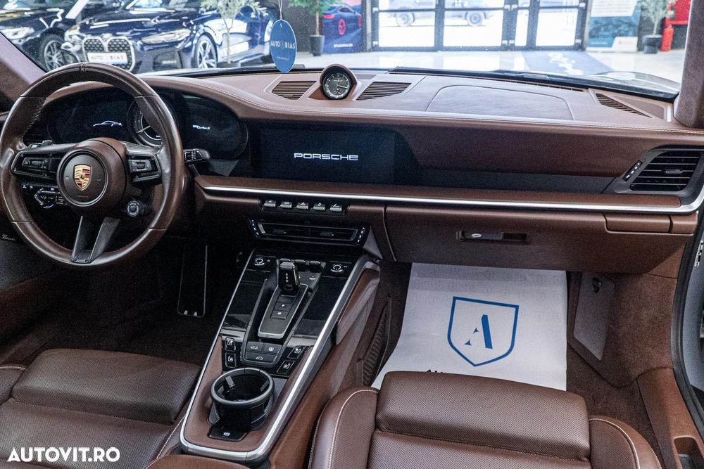 Porsche 911-TURBO-S - 3
