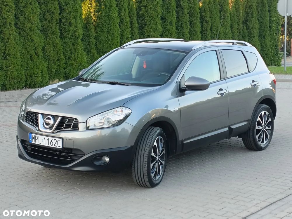 Nissan Qashqai 2012 photo 2