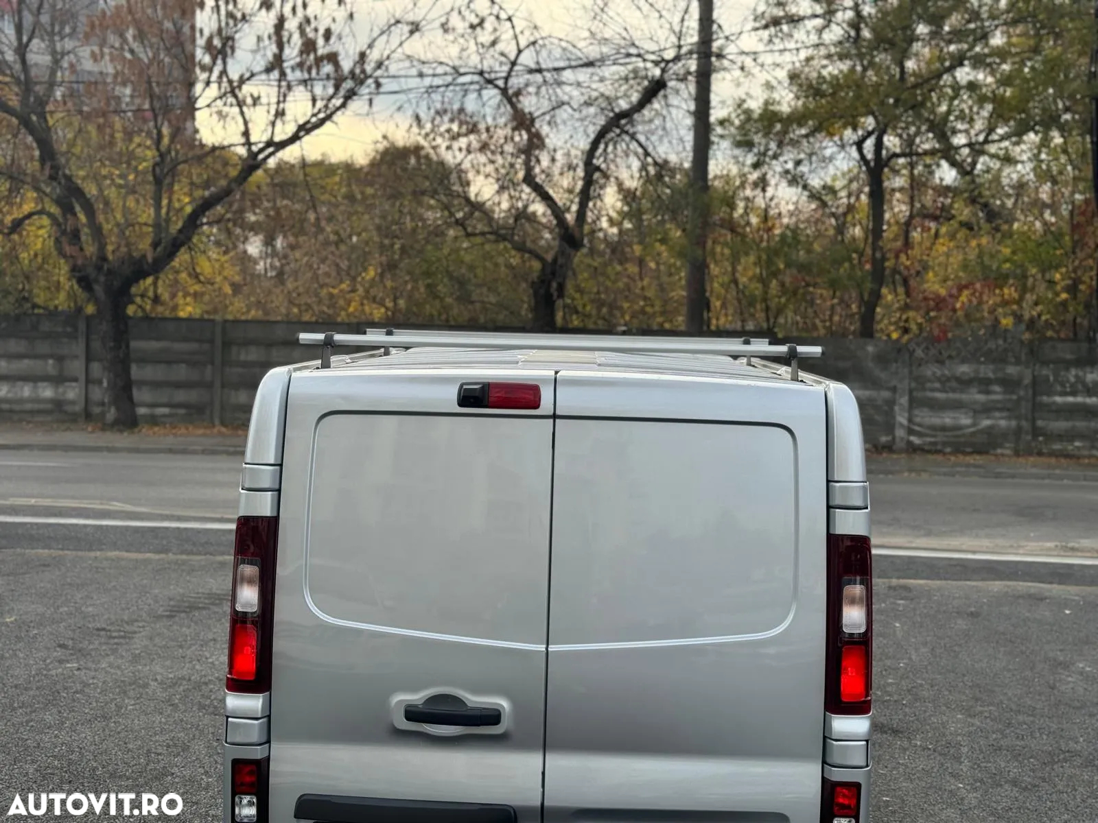 Opel Vivaro - 7