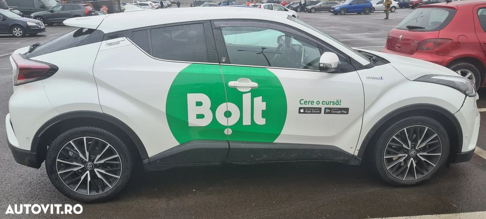 Toyota C-HR - 11