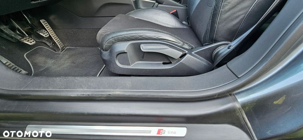 Audi TT Coupé 2.0 TDI Quattro - 5