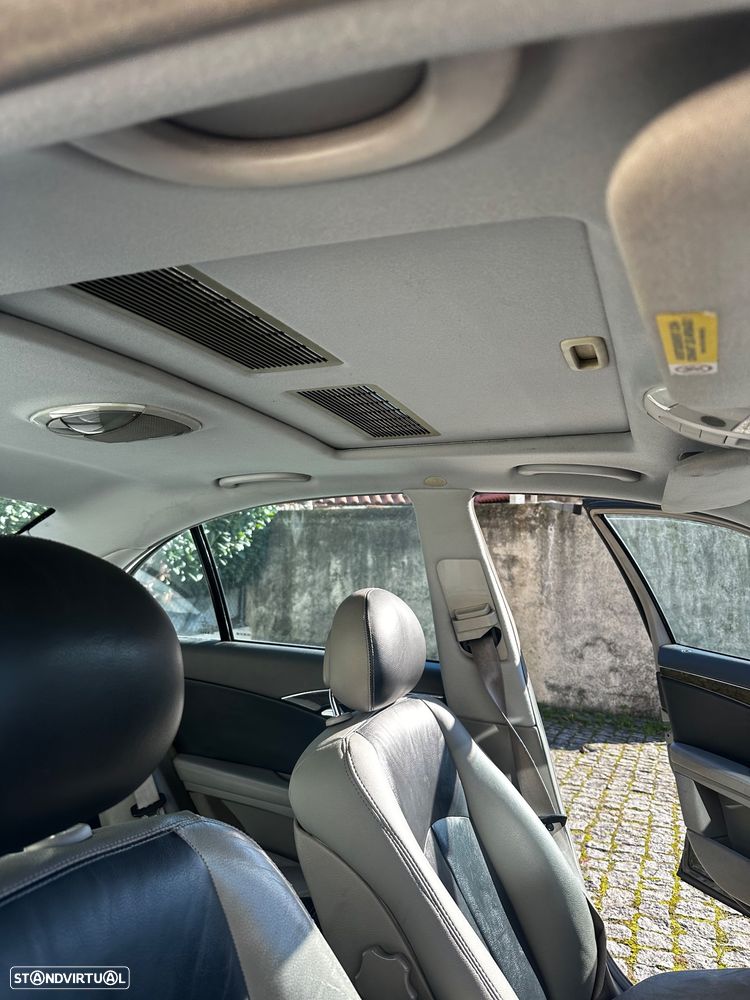 Mercedes-Benz E 220 CDI Auto Avantgarde - 5