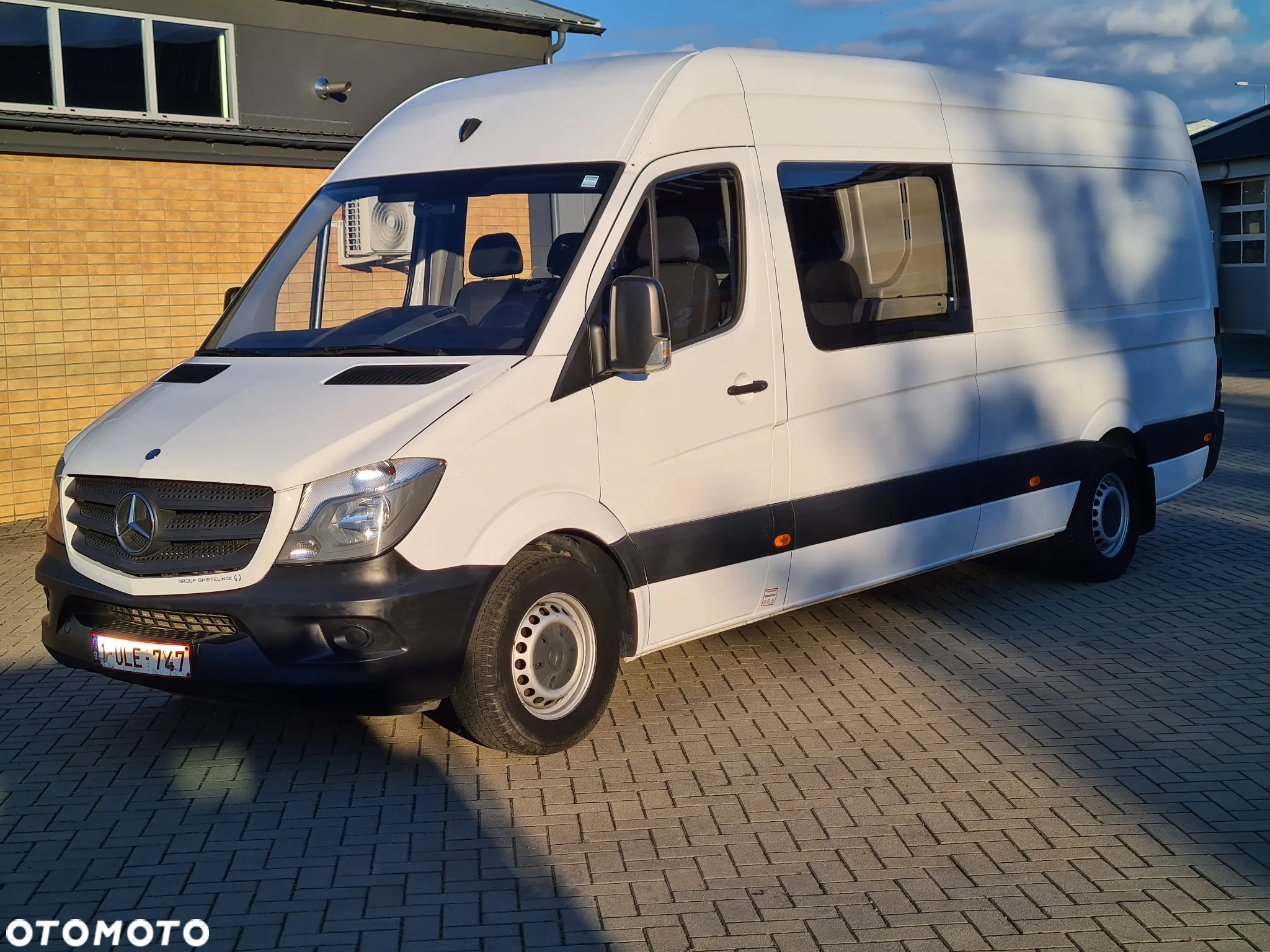 Mercedes-Benz Sprinter - 2