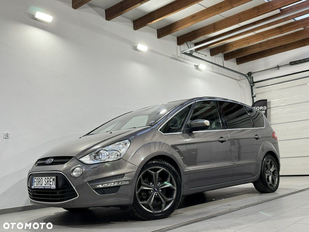 Ford S-Max - 13