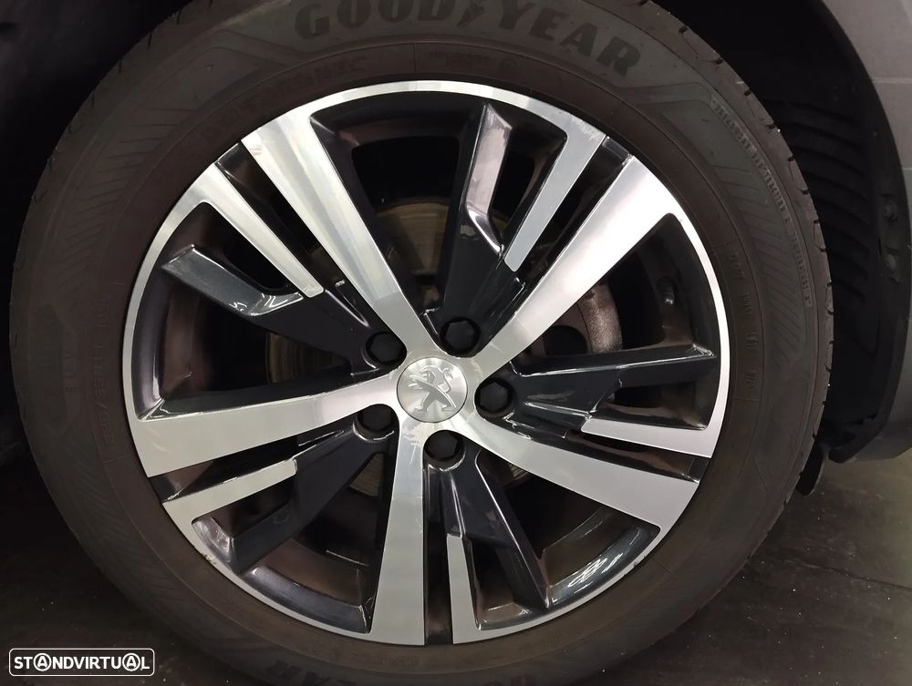 Peugeot 3008 1.5 BlueHDi Allure - 9