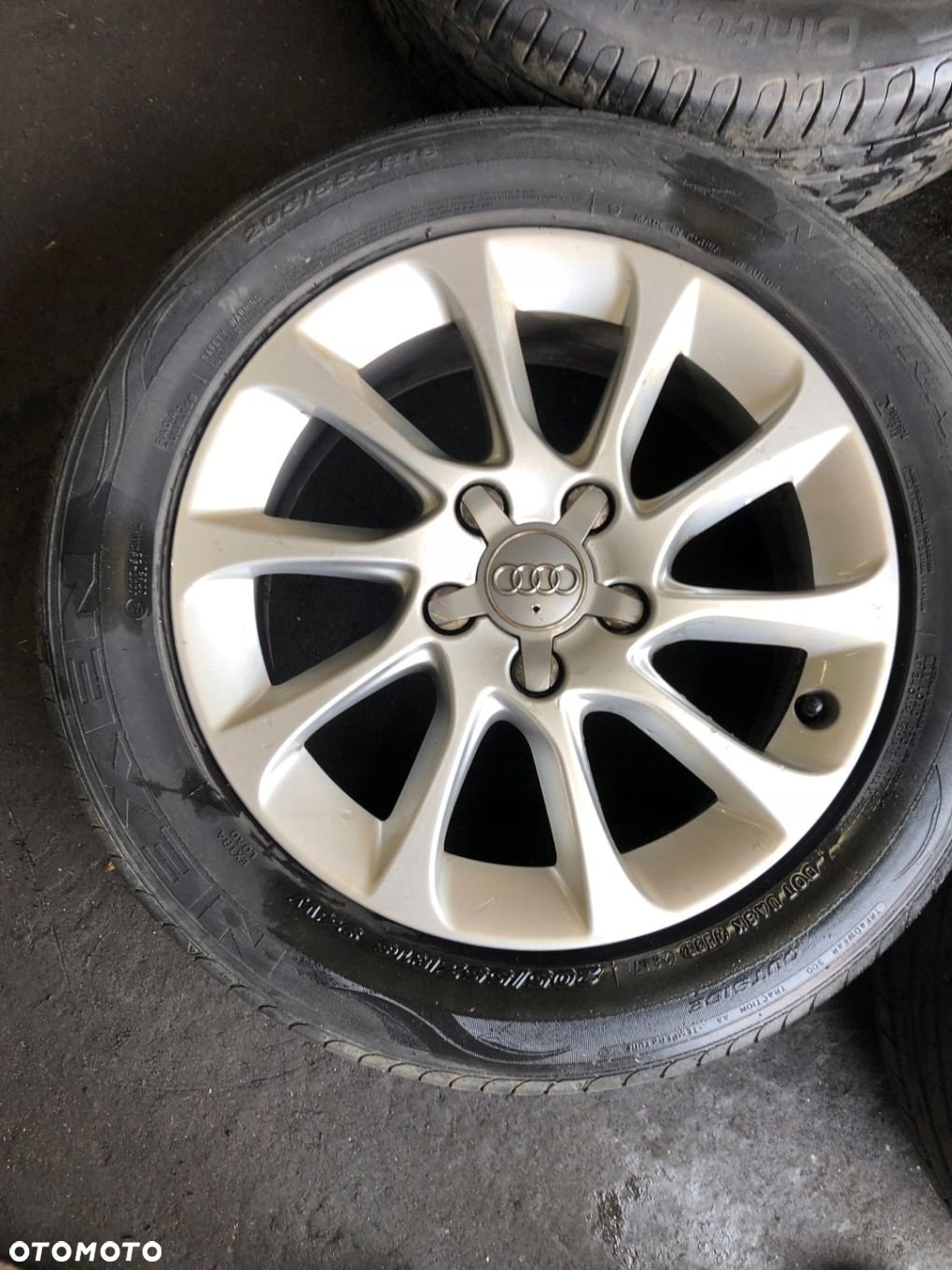 FELGI KOŁA AUDI 6.5Jx16H2 ET 46 8V0601025BM 5x112 - 4
