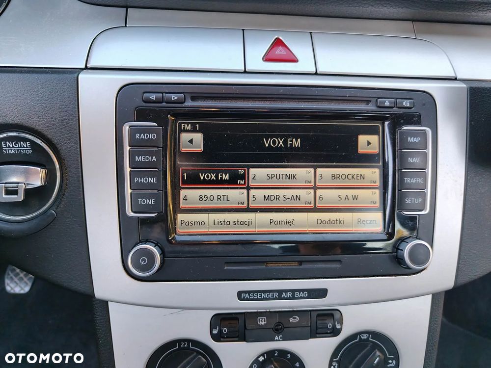 Volkswagen Passat 2.0 TSI Comfortline - 28