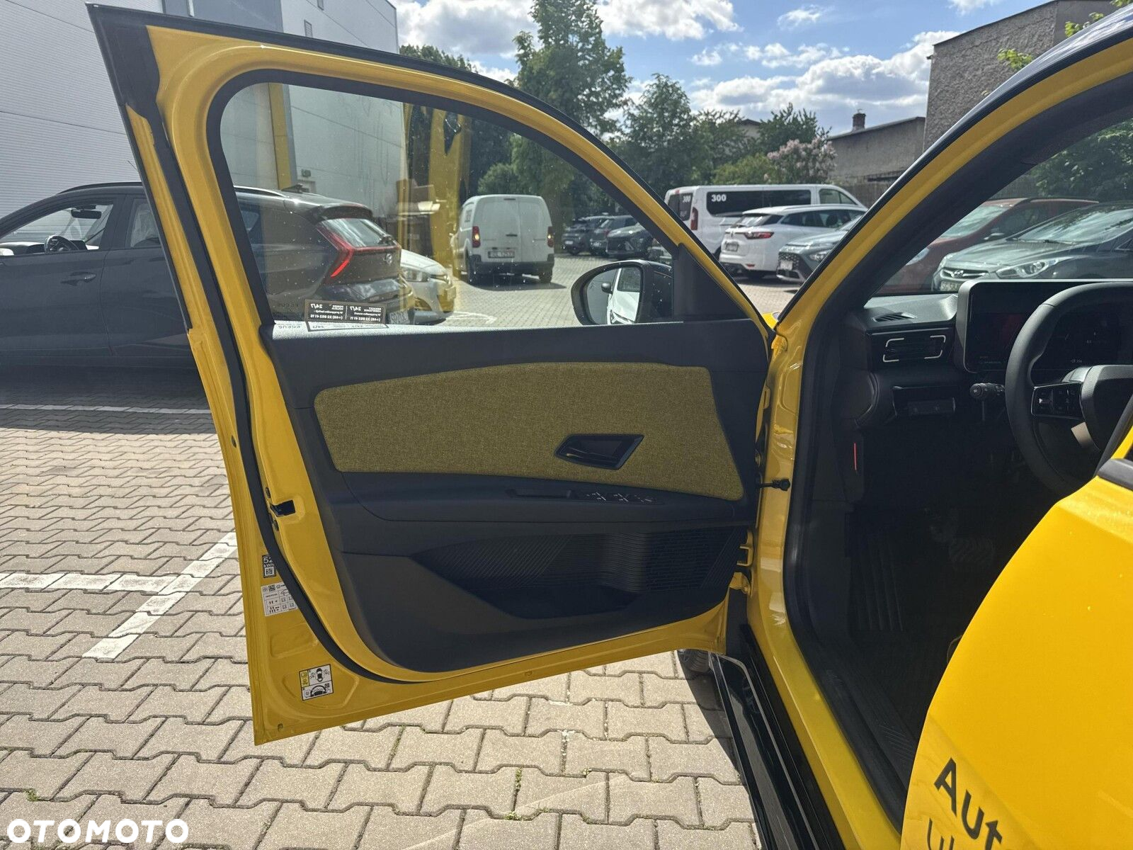 Renault 5 - 16