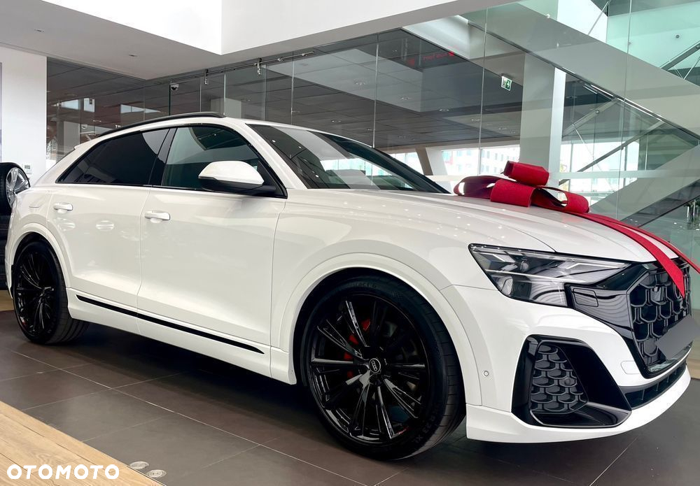 Audi Q8 - 8