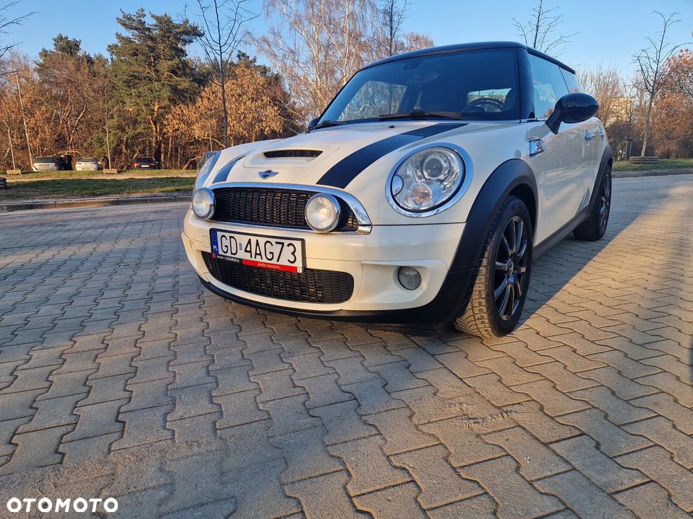 MINI Cooper S 50 Mayfair - 2