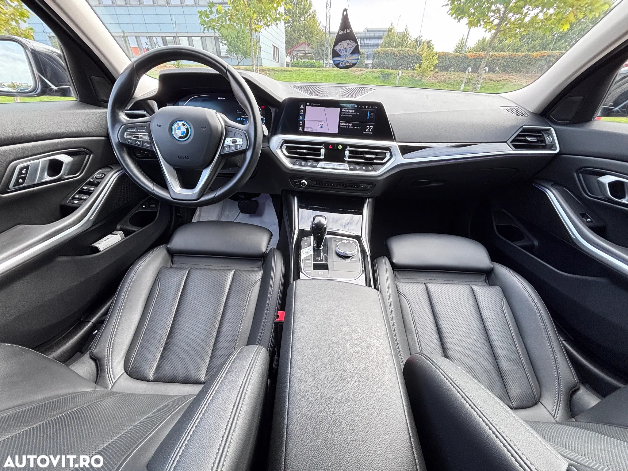 BMW Seria 3 320e Touring Aut. Sport Line - 9