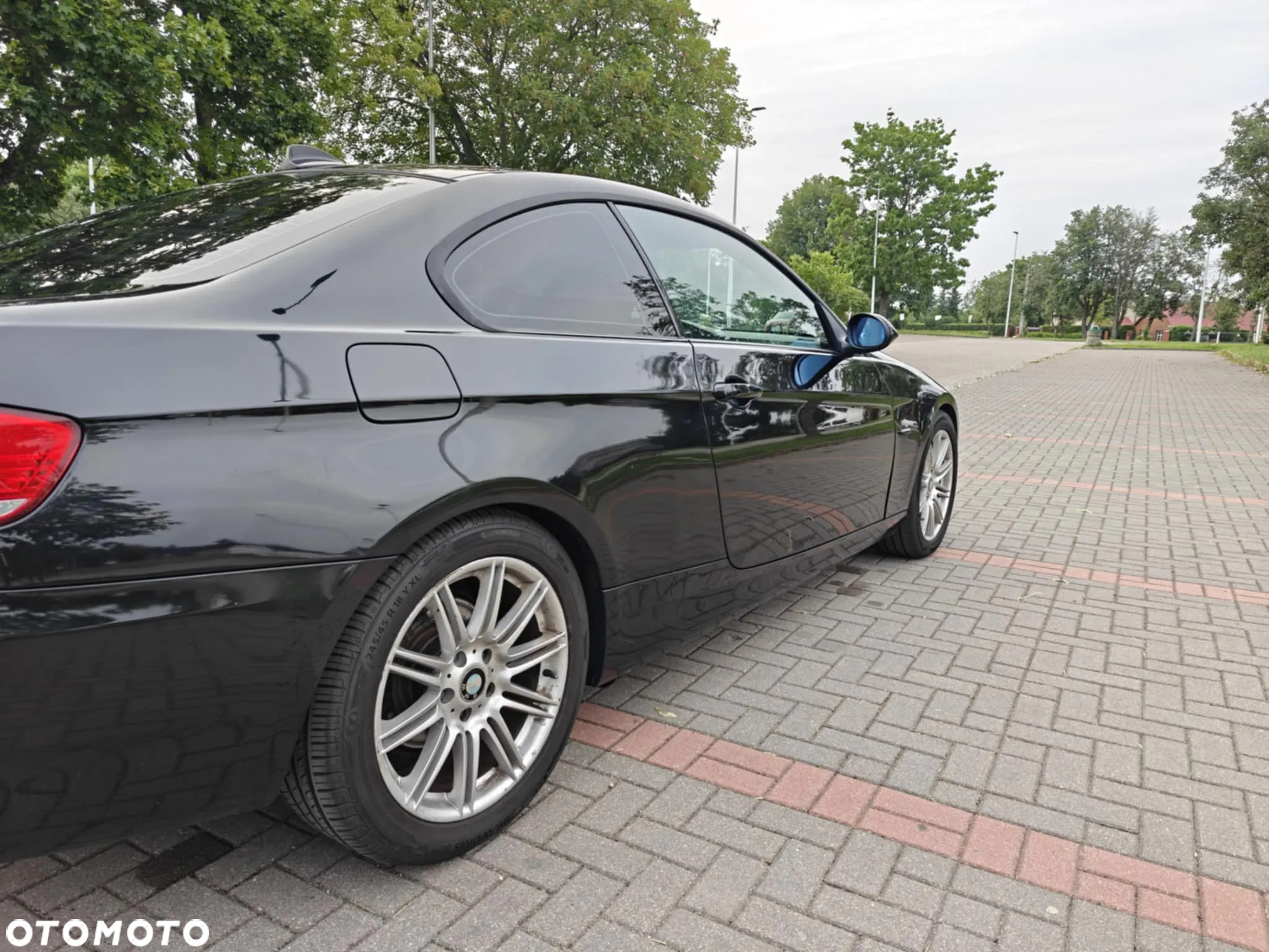 BMW Seria 3 320i Coupe - 13