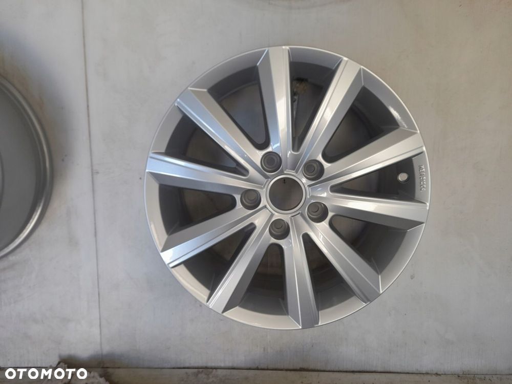 Felgi aluminiowe Volkswagen OE 7E0071497A 7.0" x 17" 5x120 ET56 - 4