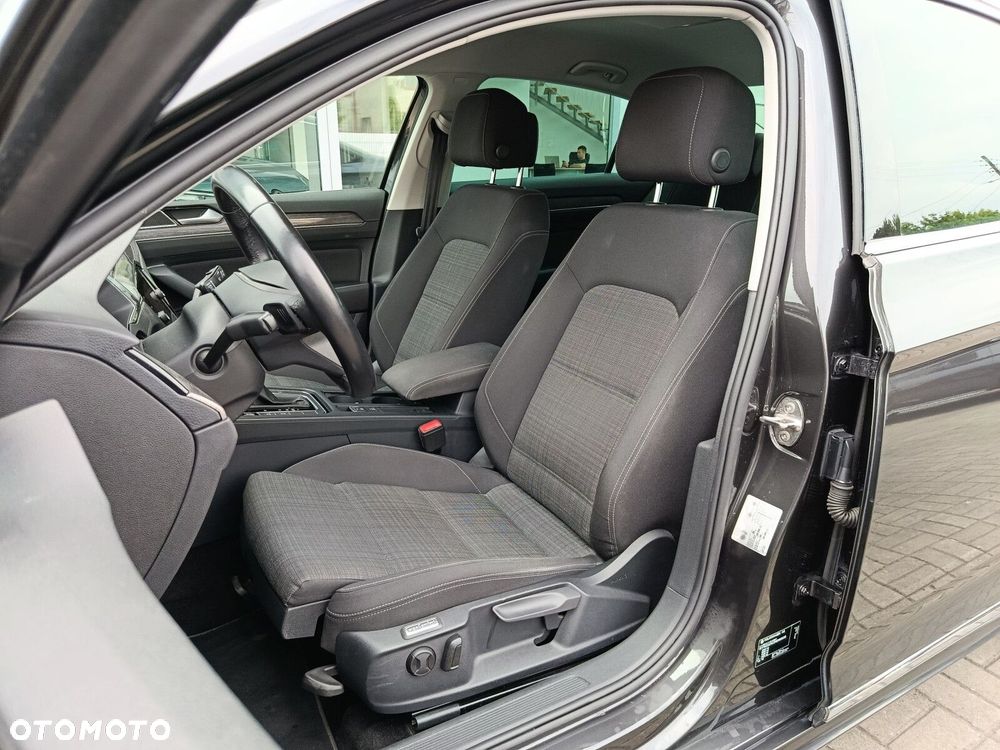 Volkswagen Passat 1.5 TSI EVO Business DSG - 16