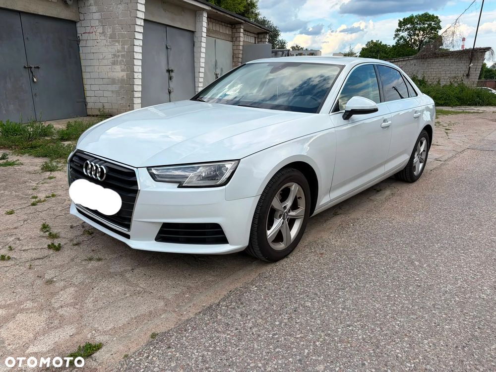 Audi A4 Limousine 2.0 TFSI ultra S tronic design - 1