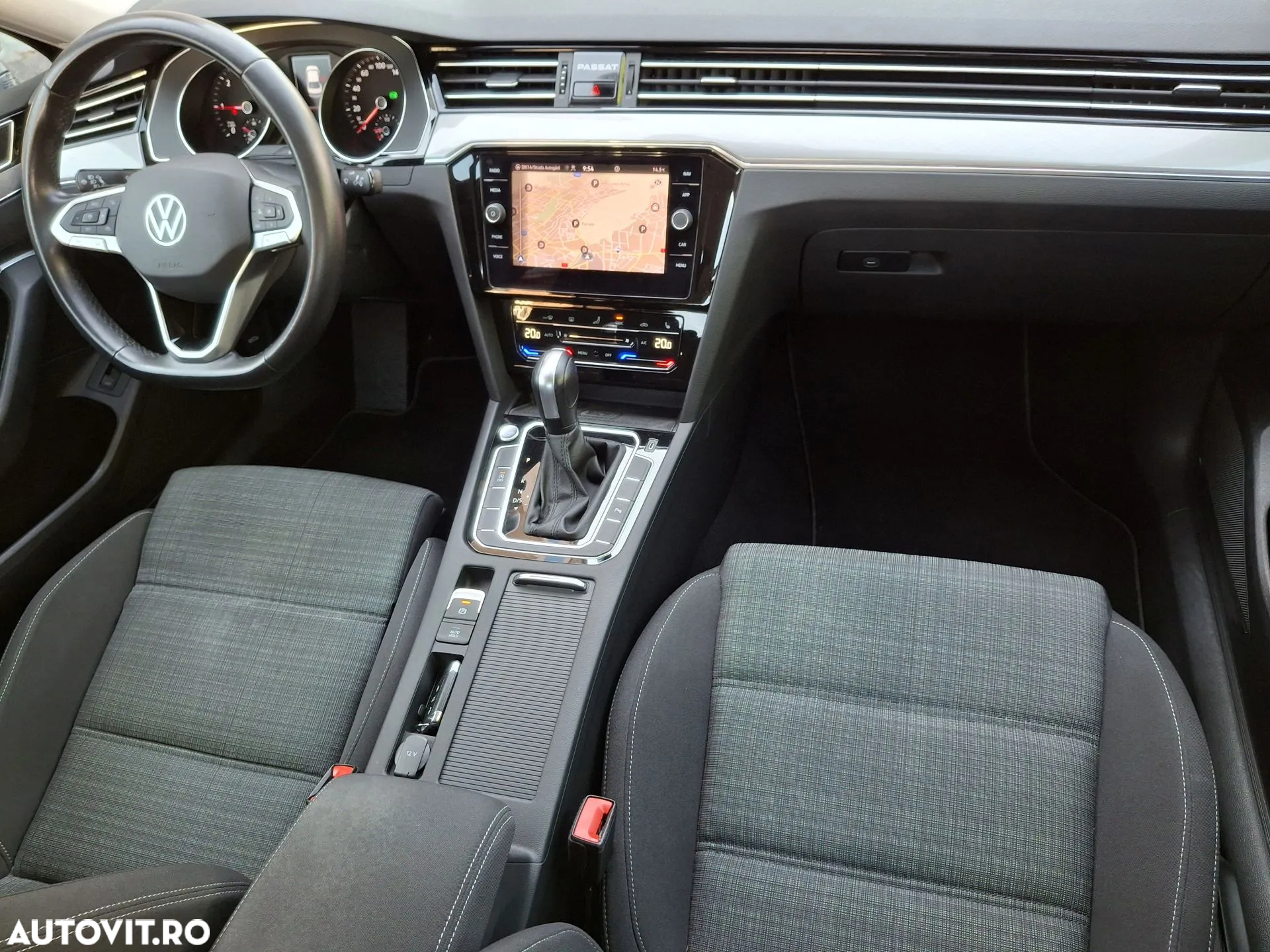 Volkswagen Passat 2.0 TDI SCR DSG Elegance - 11