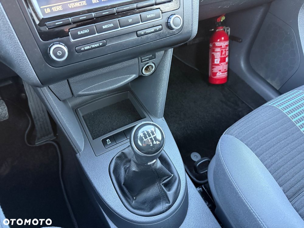 Volkswagen Caddy Trendline BMT - 29