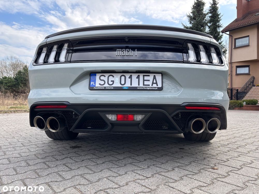 Ford Mustang - 10