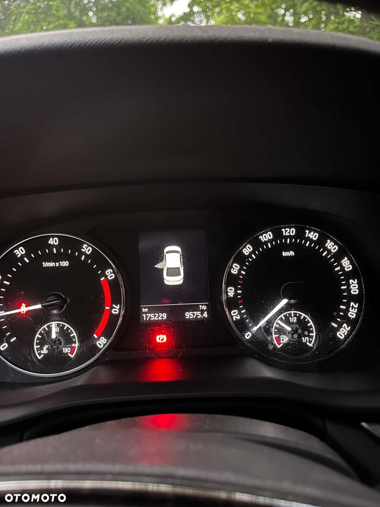 Skoda Octavia 1.5 TSI ACT Ambition - 6