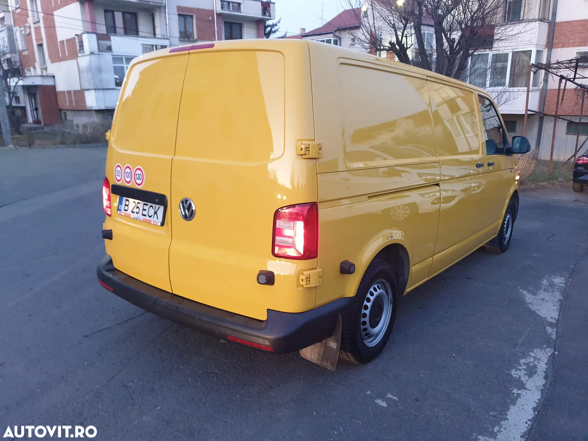 Volkswagen Transporter Kombi T6 2.0 TDI 75 kW LR - 8