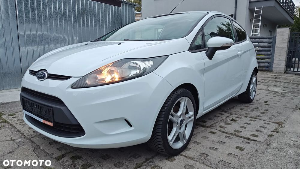 Ford Fiesta 1.4 TDCi Champions Edition - 11