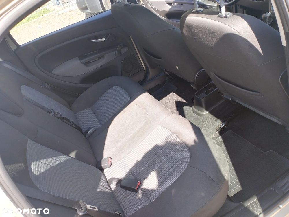 Fiat Linea 1.4 Dynamic - 13