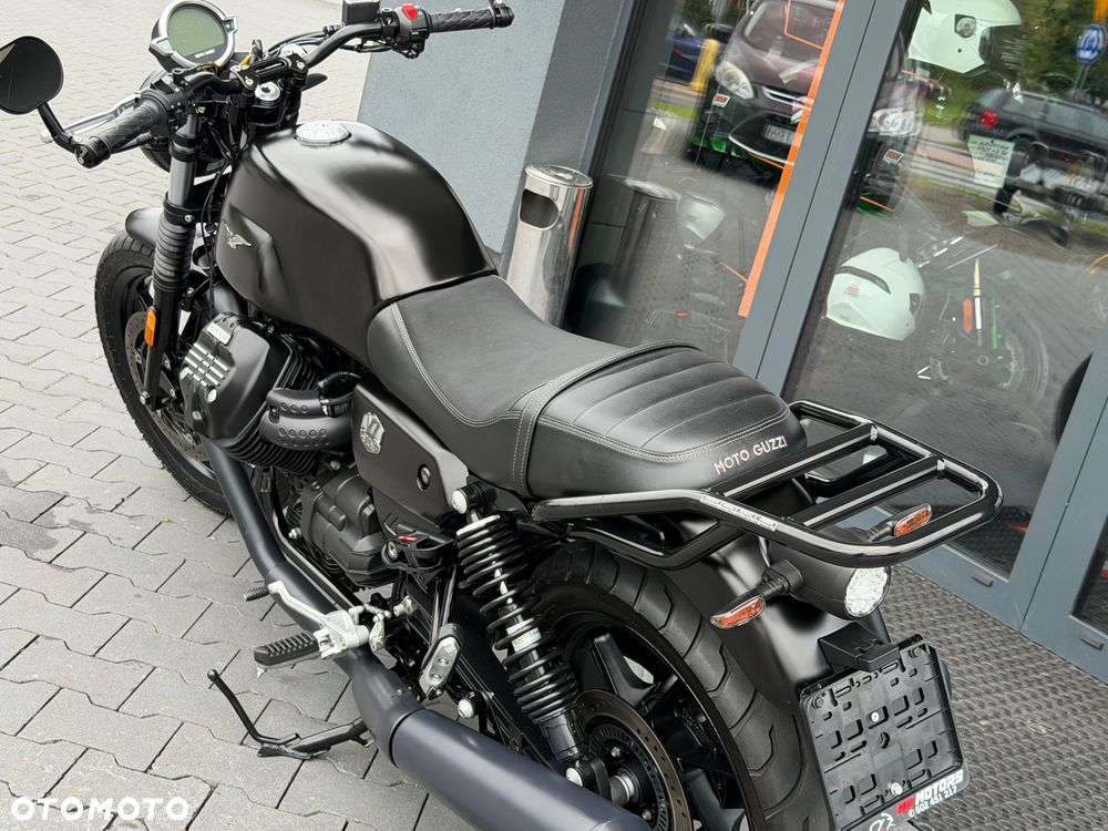 Moto Guzzi V7 - 29