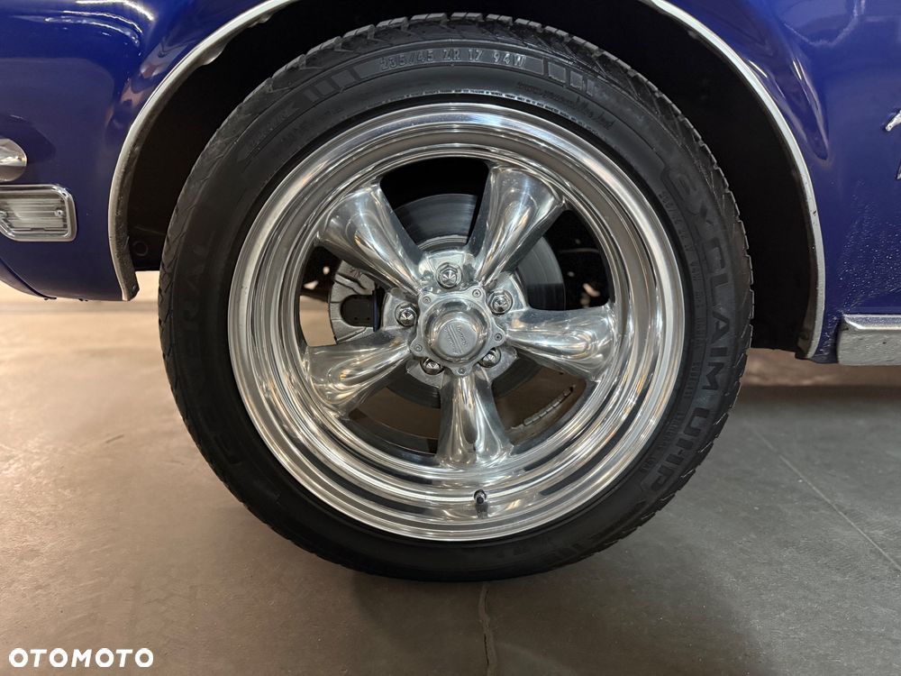 Ford Mustang - 10