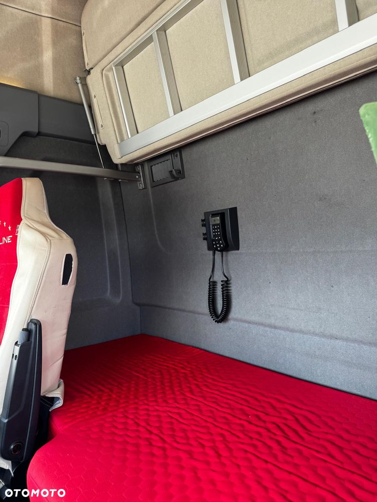 Renault T440 - 17