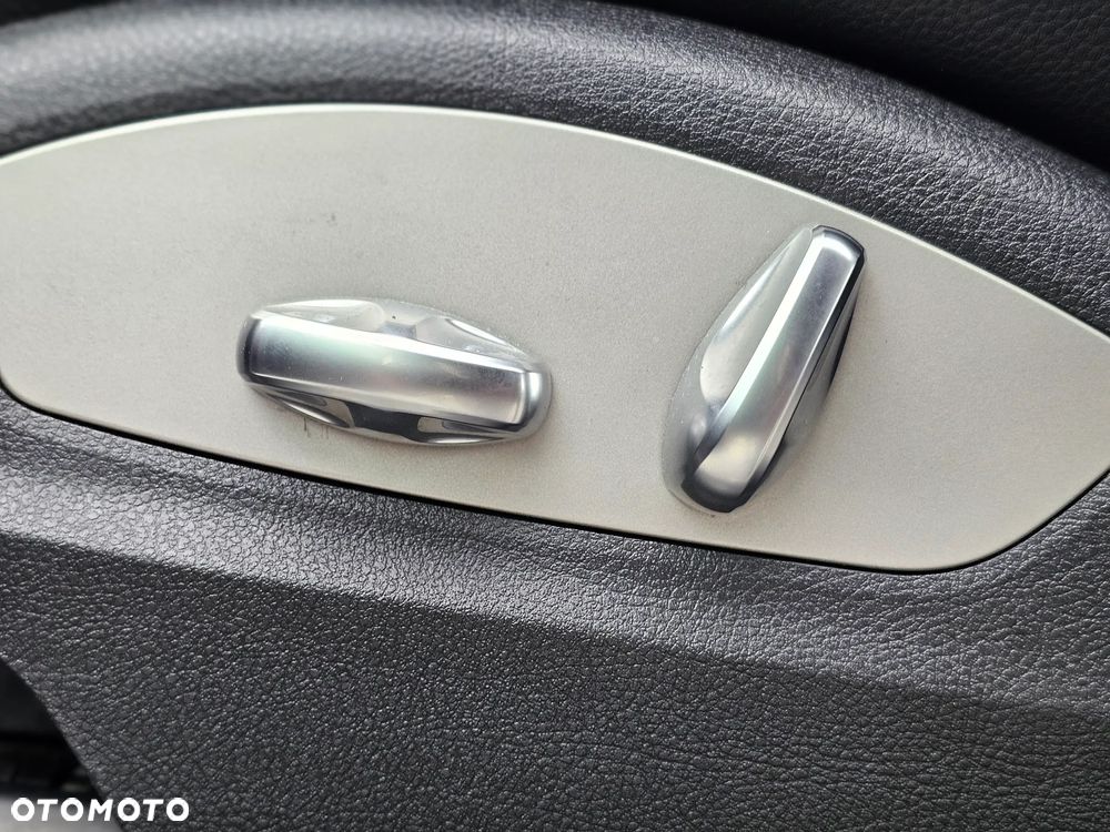 Porsche Macan Standard - 23