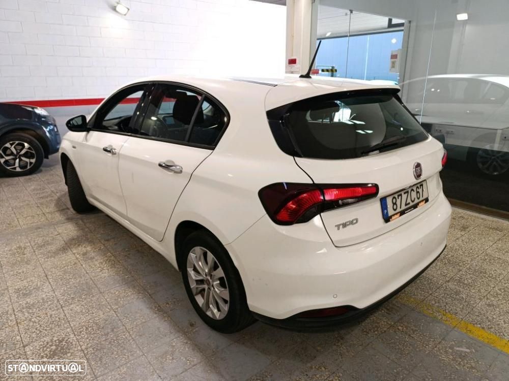 Fiat Tipo 1.3 M-Jet Lounge - 2