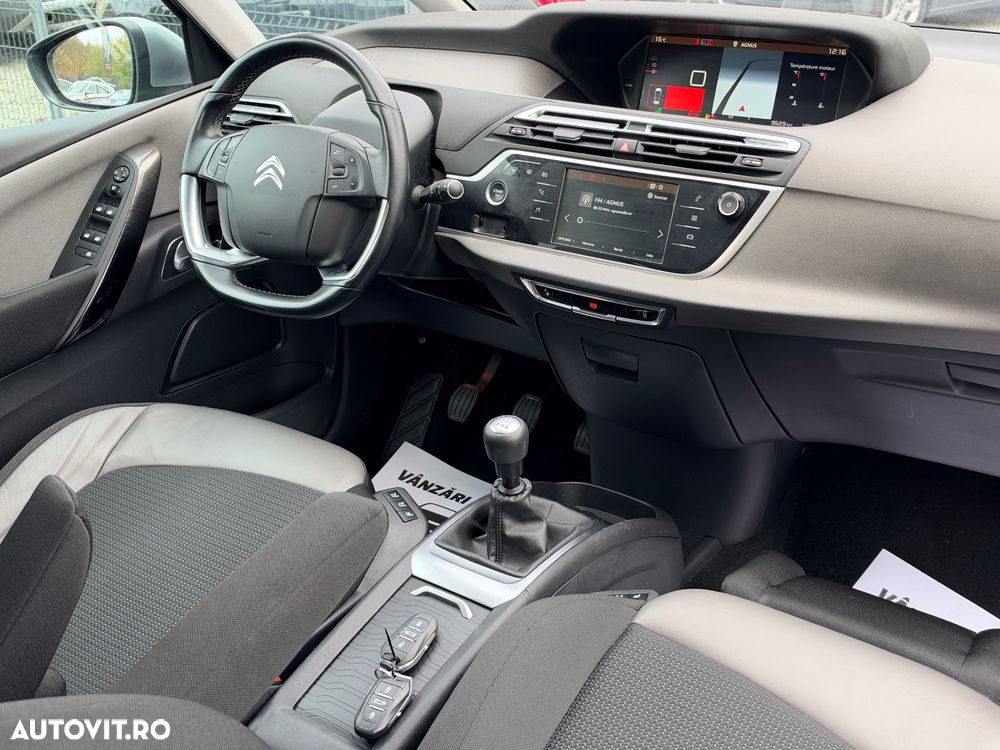 Citroën C4 Grand Picasso - 24