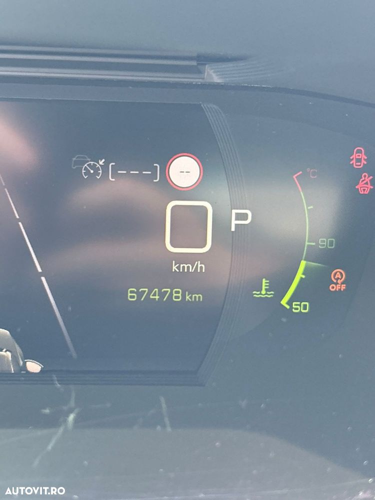 Peugeot 2008 1.2 PureTech EAT8 STT GT - 17