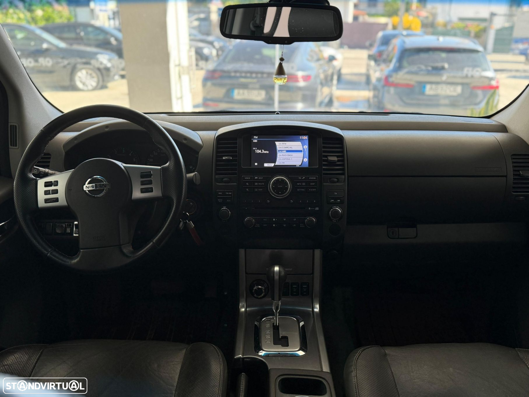 Nissan Navara 2.5 dCi CD LE Hi-Tech +P.Premium AT 4WD - 8
