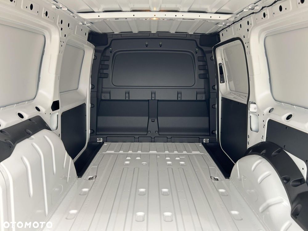 Volkswagen Caddy MAXI Cargo 2.0 TDI 102 KM, manualna 6-biegowa - 13