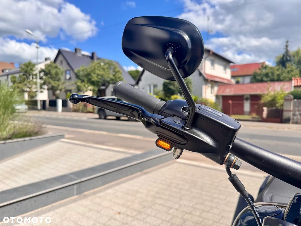 Harley-Davidson Dyna Fat Bob - 6