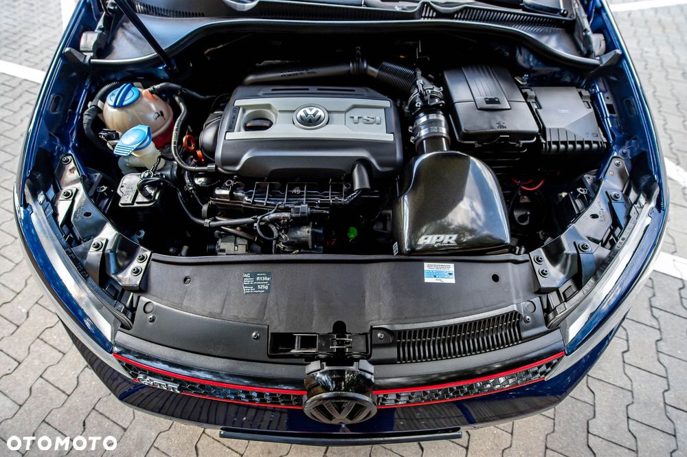 Volkswagen Golf 2.0 GTI DSG Edition 35 - 25