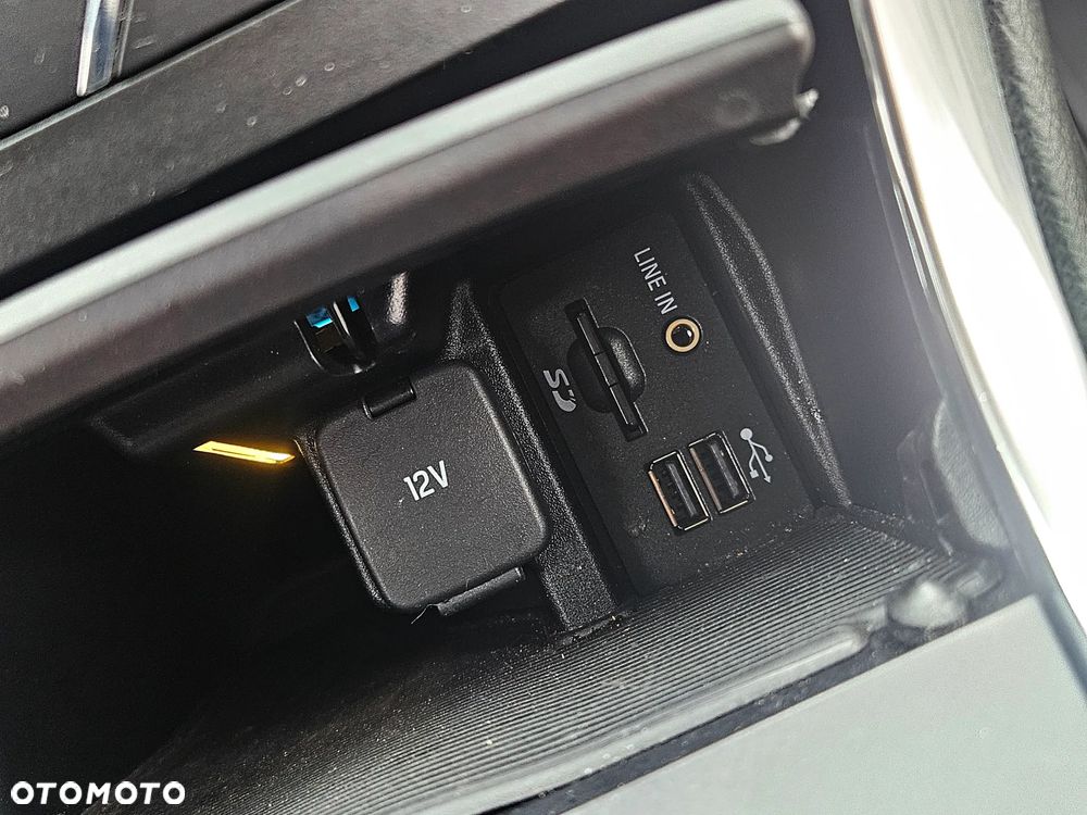 Ford S-Max ver-2-0-tdci-bi--turbo-titanium-powershift - 39