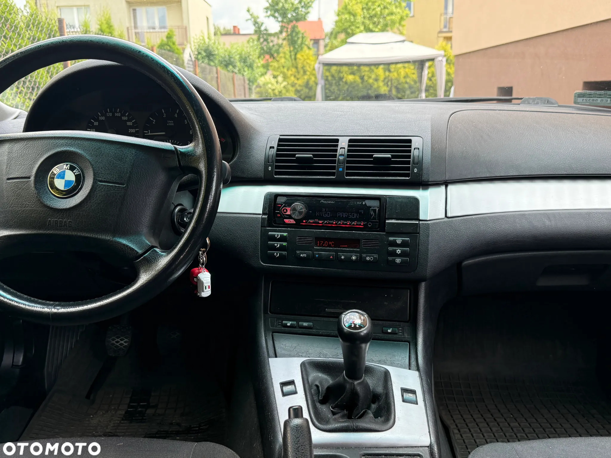 BMW Seria 3 318i - 12