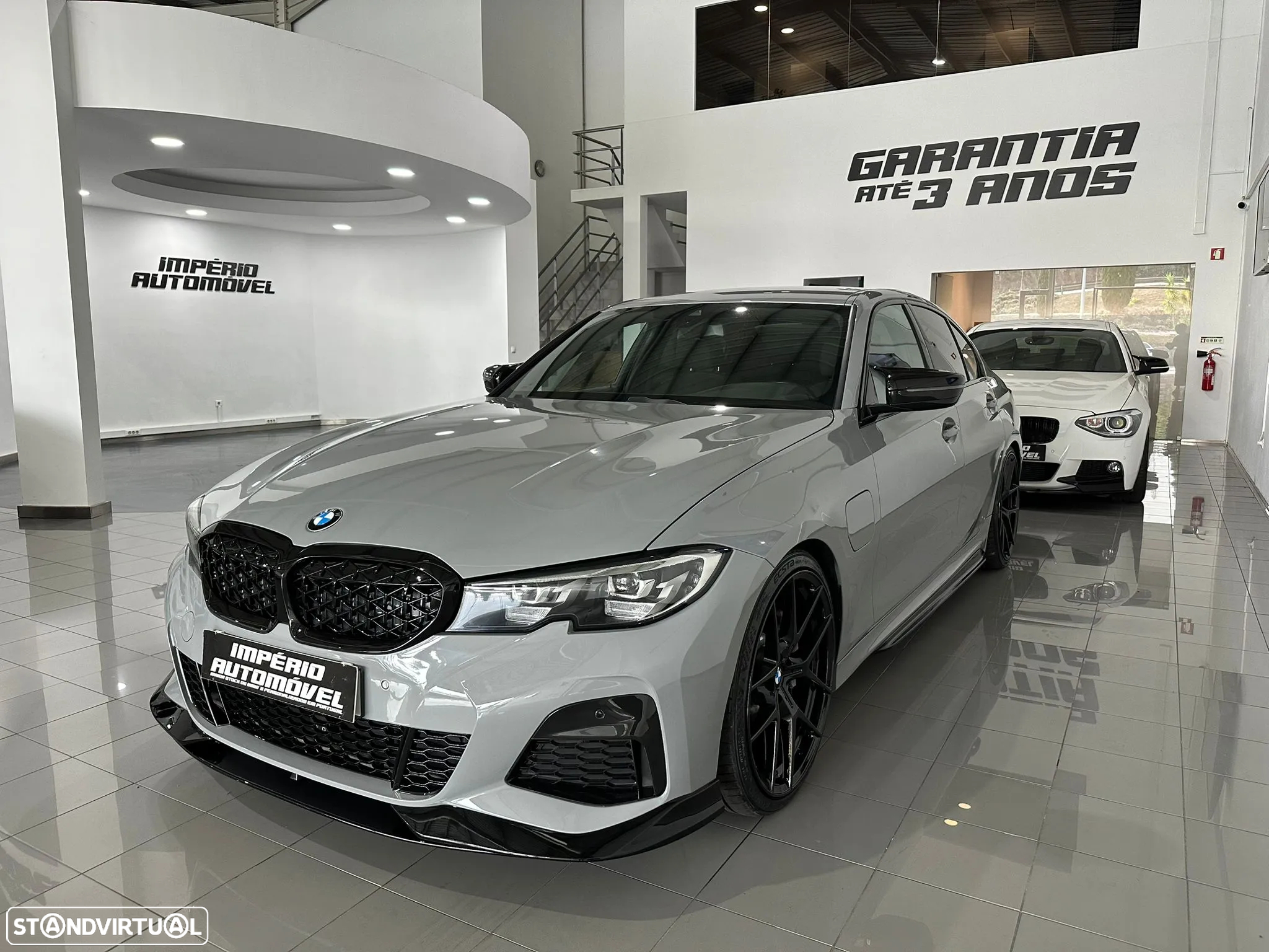 BMW 330 - 13